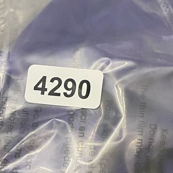 New! Victoria’s Secret Brilliant Purple Lace Crotchless Bodysuit 4290 - Picture 7 of 7